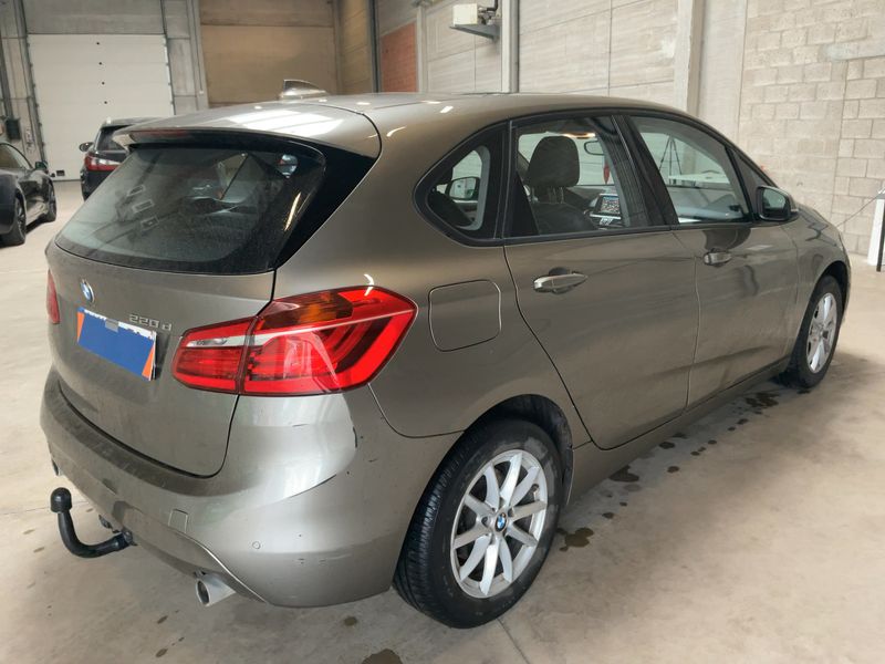 BMW 2er 220d Active Tourer Basis 2015 – снимка 8