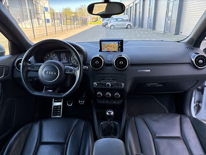 Audi S1 Sportback 2.0 TFSI quattro 2014 – снимка 11