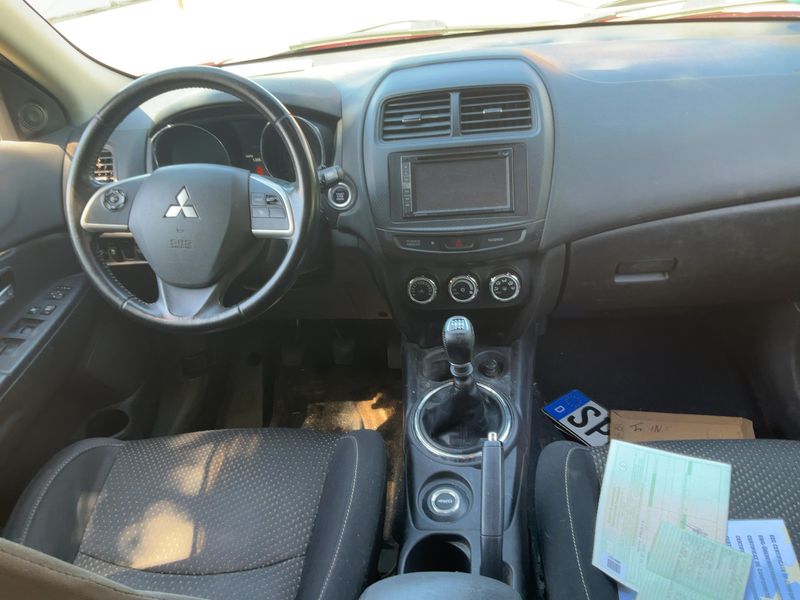 Mitsubishi ASX 1.8 DI-D Diamant Edition 4WD 2015 – снимка 18