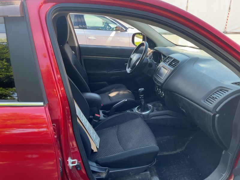 Mitsubishi ASX 1.8 DI-D Diamant Edition 4WD 2015 – снимка 17