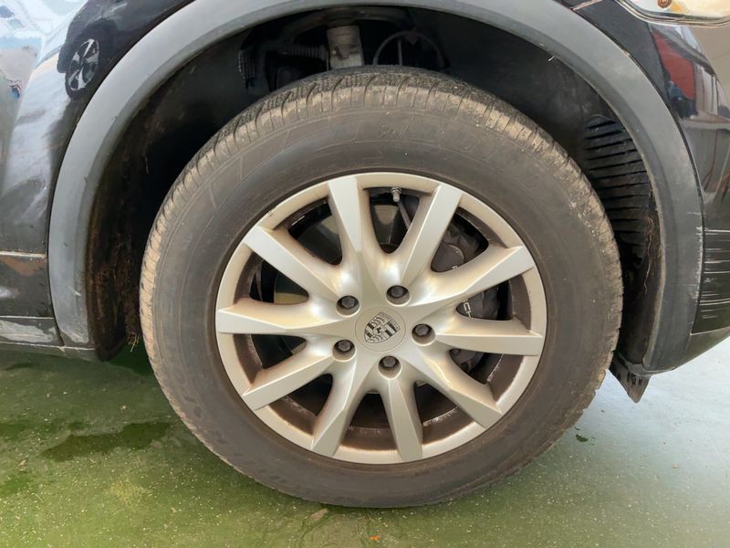 Porsche Cayenne Diesel Platinum Edition 2014 – снимка 11