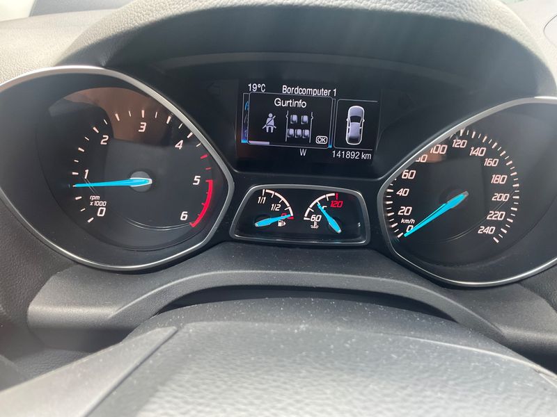 Ford Kuga 2.0 TDCi Titanium 2016 – снимка 18