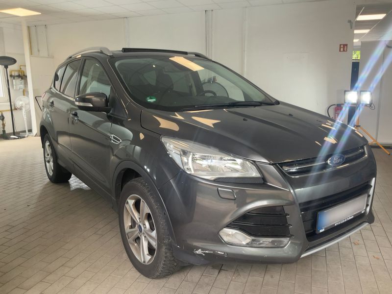 Ford Kuga 2.0 TDCi Titanium 2016 – снимка 12