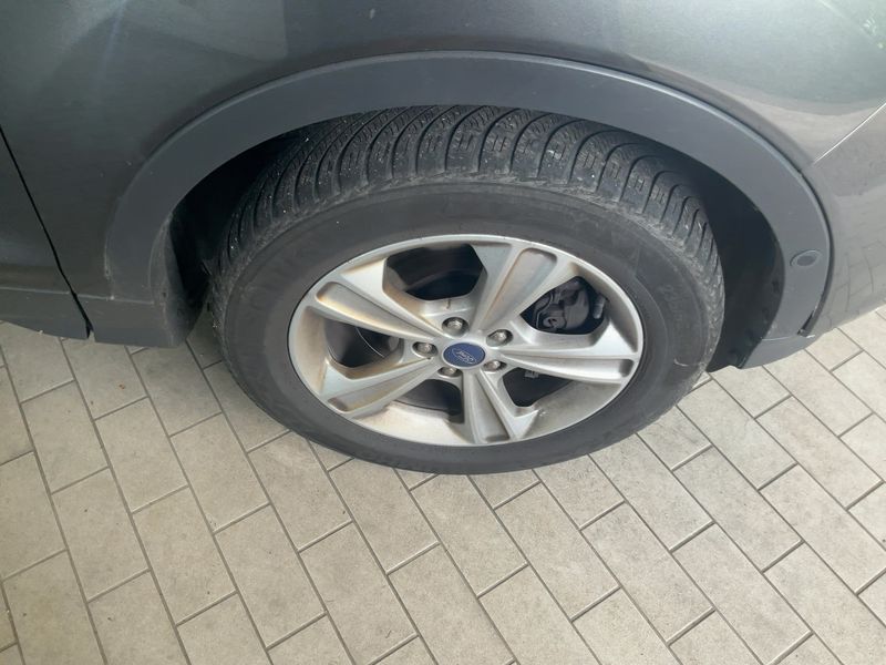 Ford Kuga 2.0 TDCi Titanium 2016 – снимка 11