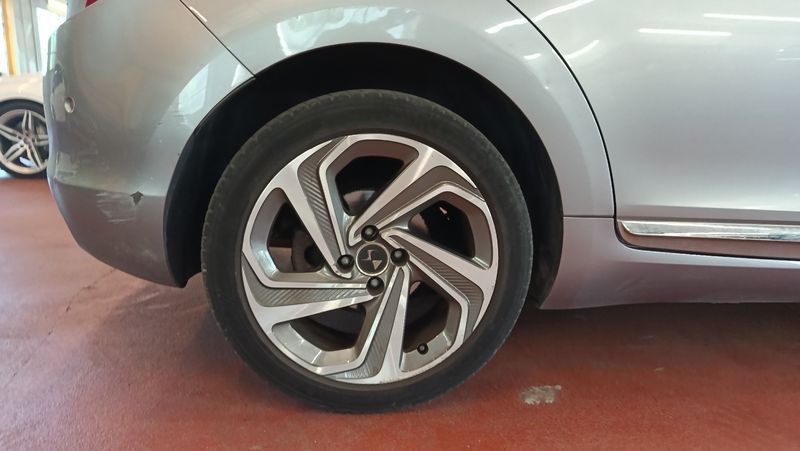 DS Automobiles DS5 1.6 THP SportChic 2016 – снимка 9