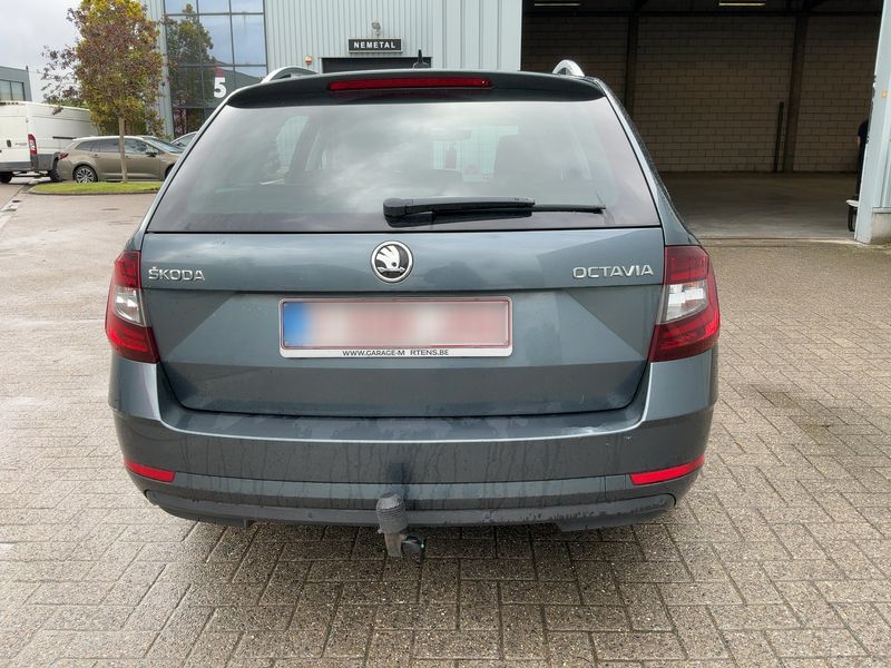 Skoda Octavia 1.5 TSI ACT Ambition 2019 – снимка 7