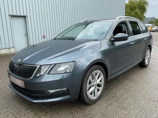 Skoda Octavia 1.5 TSI ACT Ambition 2019 – снимка 1