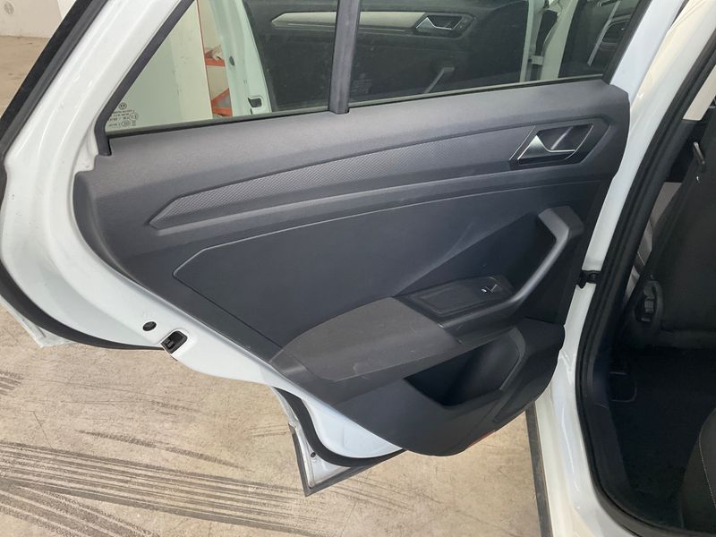 Volkswagen T-Roc 1.0 TSI Style 2021 – снимка 27