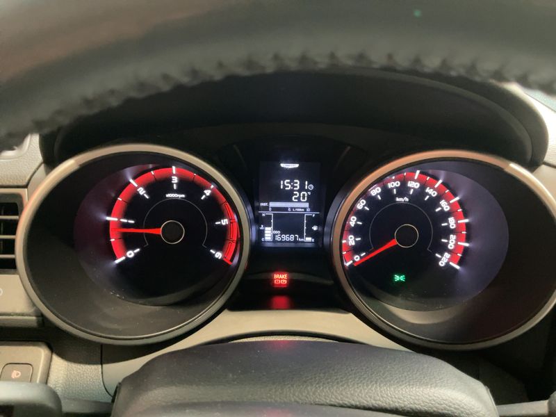 Ssangyong XLV 1.6 Turbodiesel Crystal 4x2 2018 – снимка 18