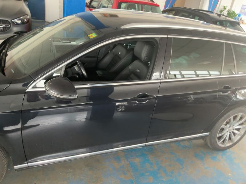 Volkswagen Passat 2.0 TDI Highline BlueMotion Tech 2015 – снимка 4