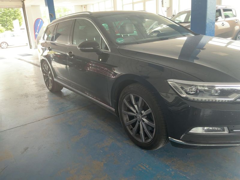 Volkswagen Passat 2.0 TDI Highline BlueMotion Tech 2015 – снимка 12