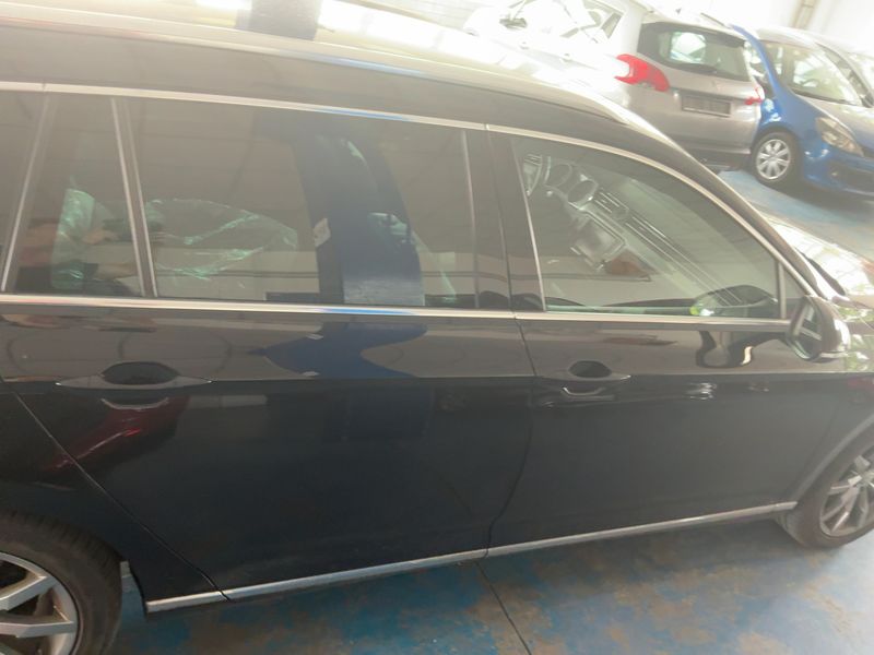 Volkswagen Passat 2.0 TDI Highline BlueMotion Tech 2015 – снимка 10