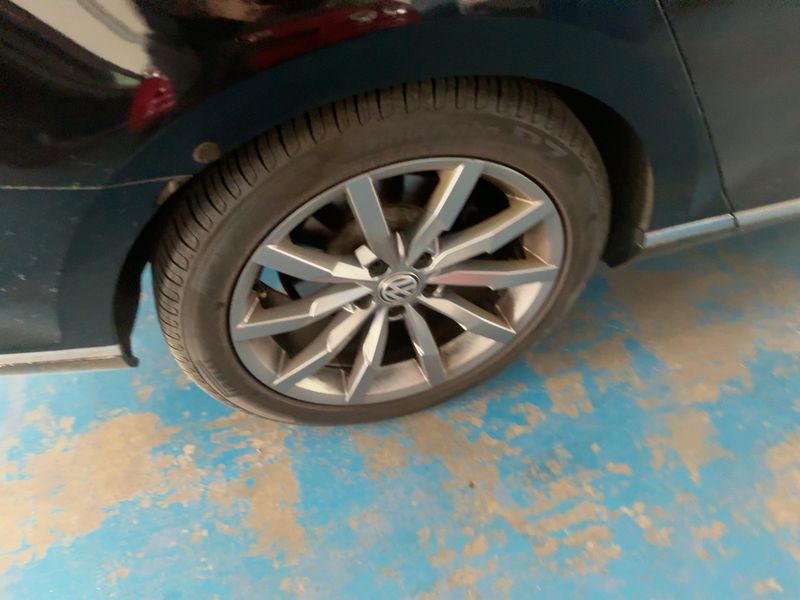 Volkswagen Passat 2.0 TDI Highline BlueMotion Tech 2015 – снимка 9