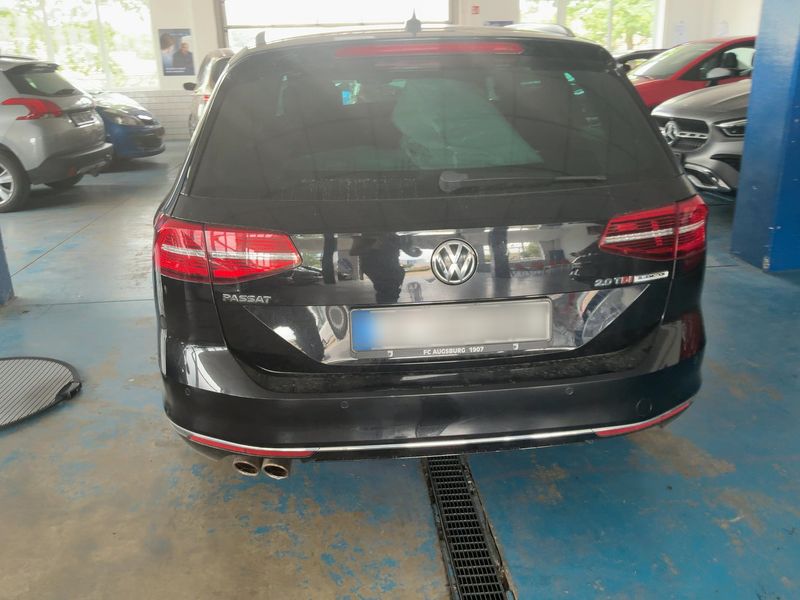 Volkswagen Passat 2.0 TDI Highline BlueMotion Tech 2015 – снимка 7