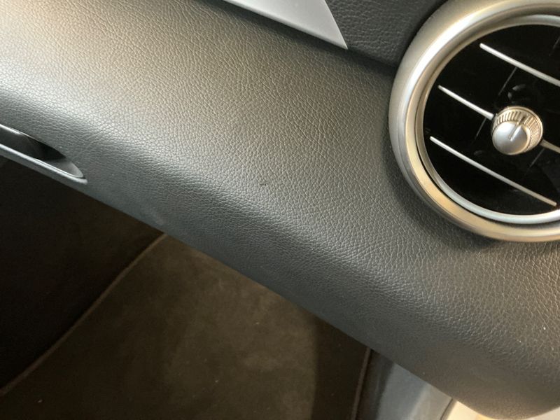 Mercedes-Benz C-Klasse C 220 d T 4Matic Avantgarde 2020 – снимка 41