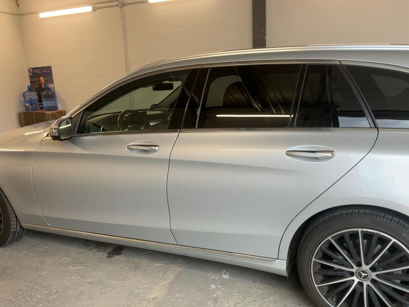 Mercedes-Benz C-Klasse C 220 d T 4Matic Avantgarde 2020 – снимка 4