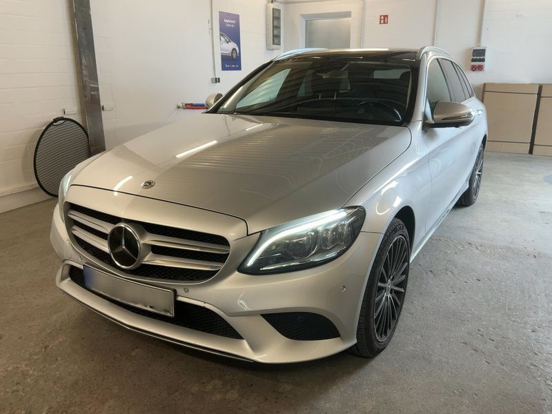 Mercedes-Benz C-Klasse C 220 d T 4Matic Avantgarde 2020 – снимка 1