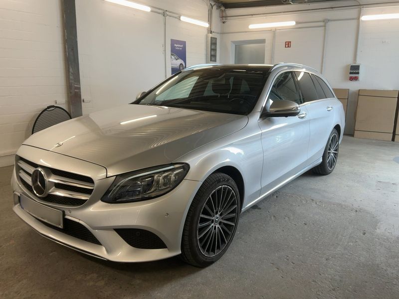 Mercedes-Benz C-Klasse C 220 d T 4Matic Avantgarde 2020 – снимка 2