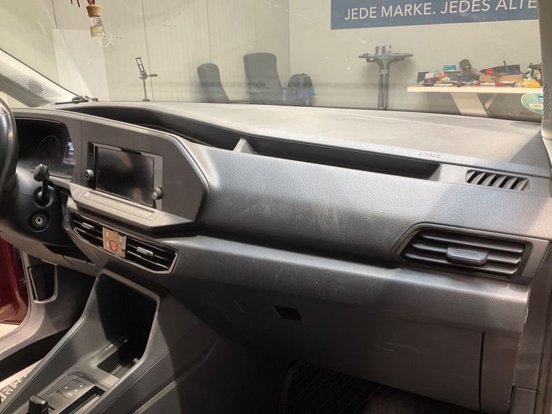 Volkswagen Caddy 2.0 TDI 2022 – снимка 25