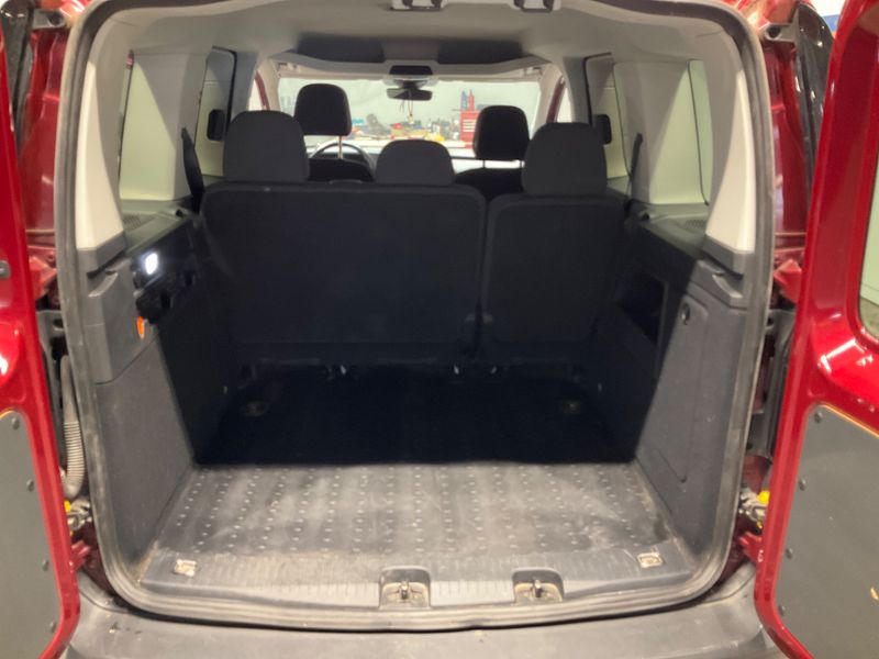 Volkswagen Caddy 2.0 TDI 2022 – снимка на щета 30