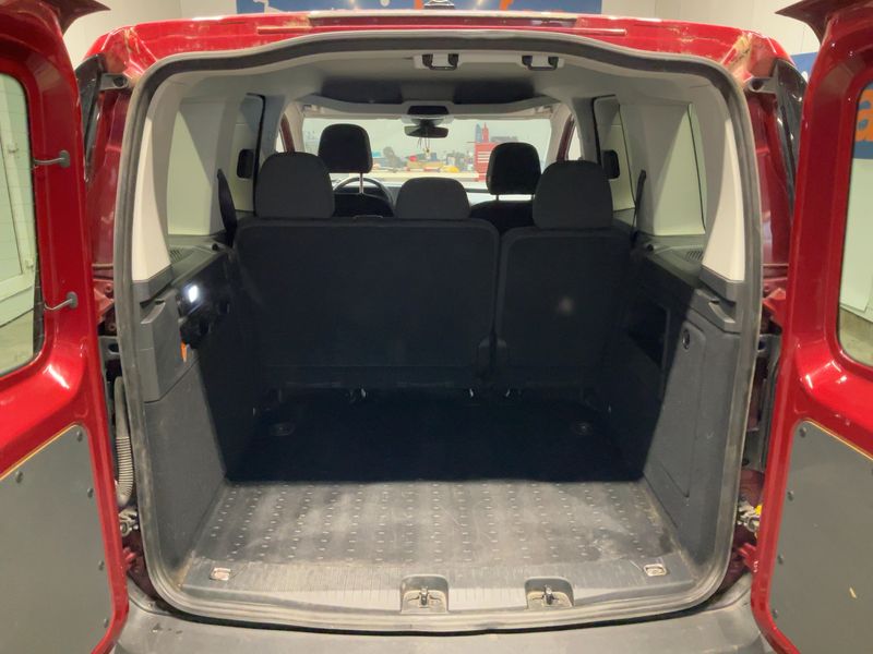 Volkswagen Caddy 2.0 TDI 2022 – снимка 15