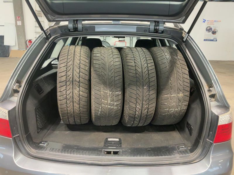 BMW 5er 520d 2008 – снимка 16