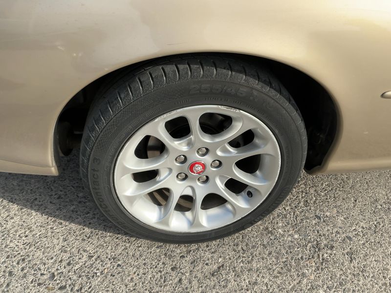 Jaguar XKR 4.0 V8 Silverstone 2001 – снимка 9