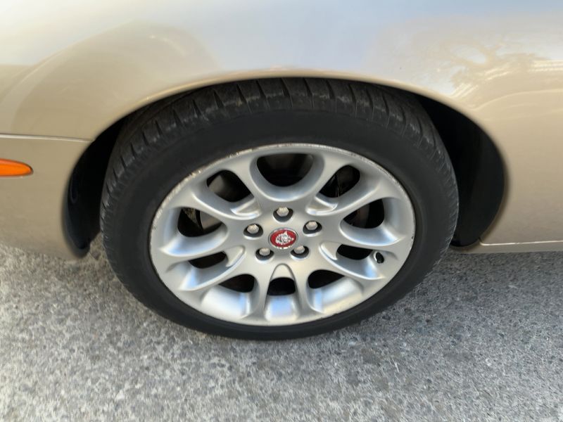 Jaguar XKR 4.0 V8 Silverstone 2001 – снимка 3
