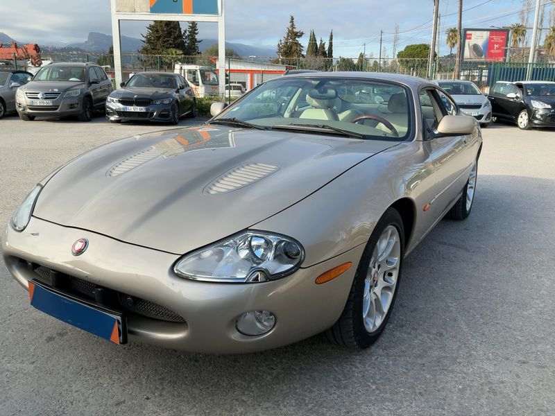 Jaguar XKR 4.0 V8 Silverstone 2001 – снимка 1