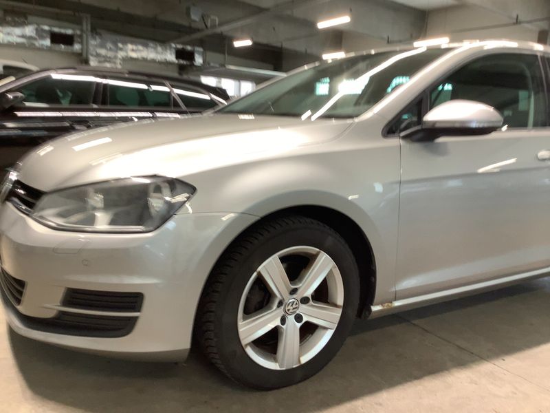 Volkswagen Golf VII 1.6 TDI Comfortline BlueMotion Tech 2012 – снимка 2