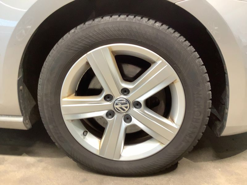 Volkswagen Golf VII 1.6 TDI Comfortline BlueMotion Tech 2012 – снимка 11