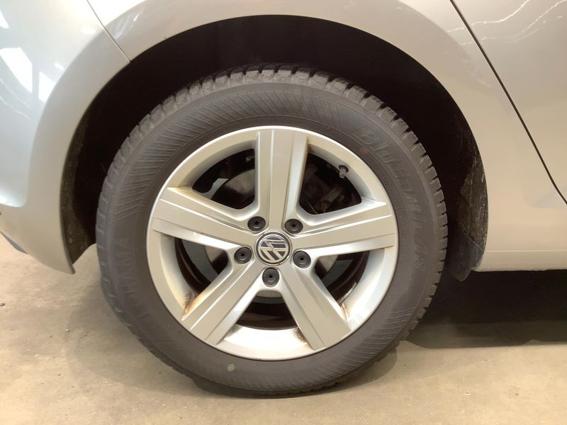 Volkswagen Golf VII 1.6 TDI Comfortline BlueMotion Tech 2012 – снимка 9