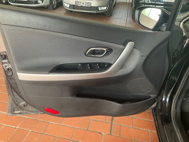 Kia cee'd 1.6 CRDi Dream Team 2015 – снимка 29