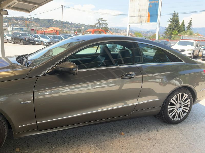 Mercedes-Benz E-Klasse E 250 CDI BlueEfficiency Avantgarde 2009 – снимка 4