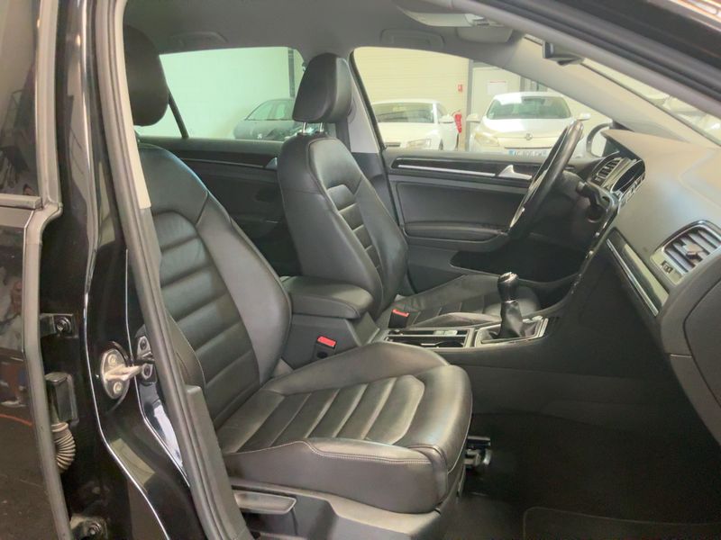 Volkswagen Golf VII 2.0 TDI Carat 4Motion BlueMotion Tech 2015 – снимка 17
