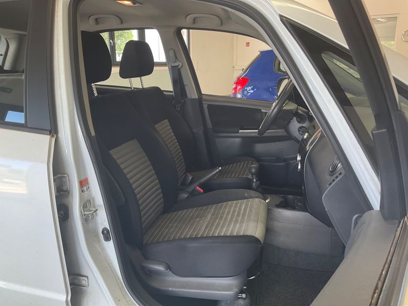Suzuki SX4 1.6 City 2010 – снимка 3