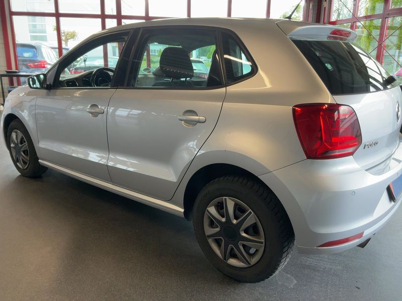 Volkswagen Polo 1.2 TSI Comfortline BlueMotion Tech 2015 – снимка 6