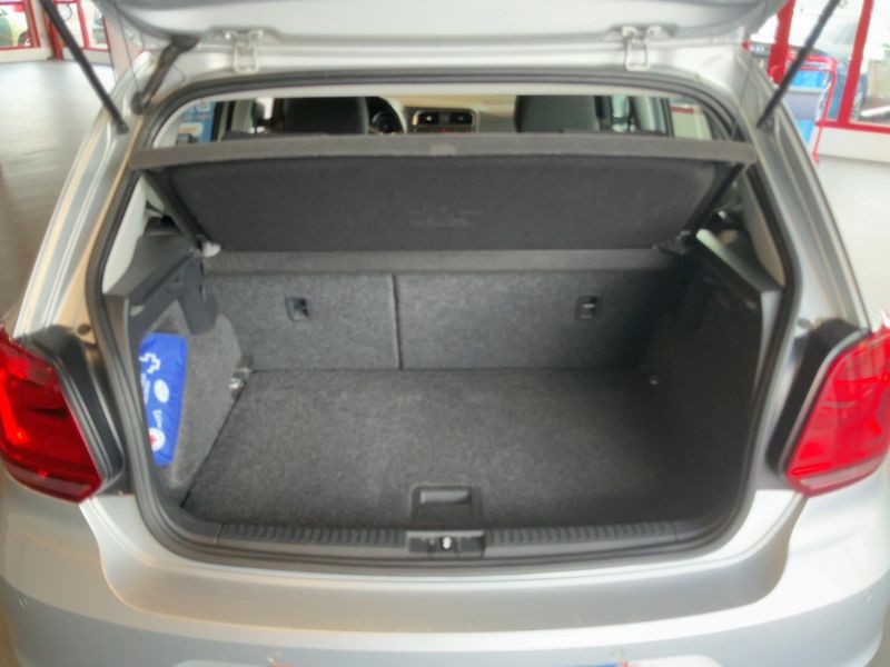 Volkswagen Polo 1.2 TSI Comfortline BlueMotion Tech 2015 – снимка 16