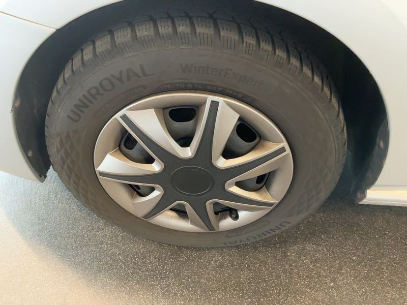 Volkswagen Polo 1.2 TSI Comfortline BlueMotion Tech 2015 – снимка 3