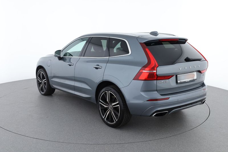 Volvo XC60 2.0 T8 Plug-in Hybrid R-Design AWD 2018 – снимка 6