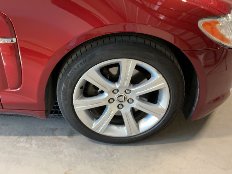 Jaguar XF 3.0 D V6 Luxury 2011 – снимка 11