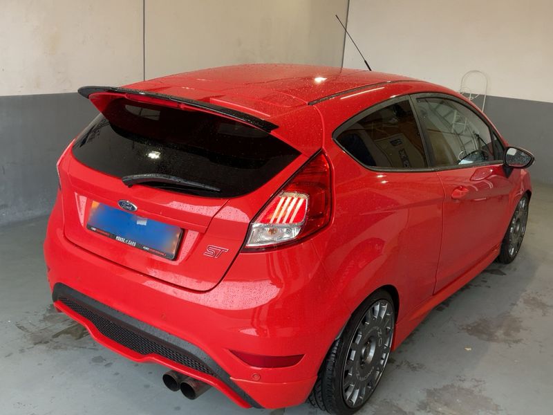 Ford Fiesta 1.6 EcoBoost ST 2017 – снимка 8