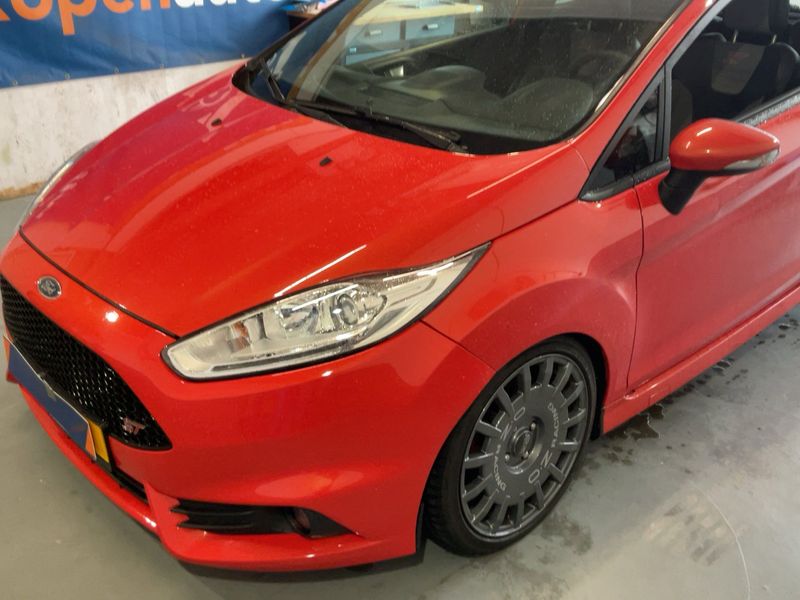 Ford Fiesta 1.6 EcoBoost ST 2017 – снимка 2