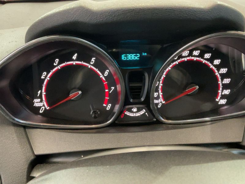 Ford Fiesta 1.6 EcoBoost ST 2017 – снимка 18