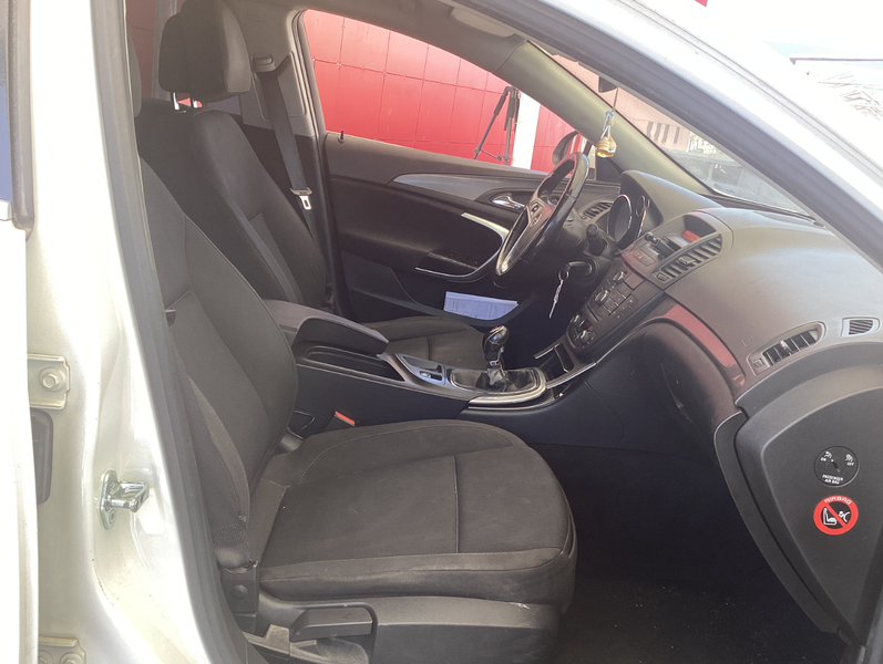 Opel Insignia 2.0 CDTI Edition 2009 – снимка 10