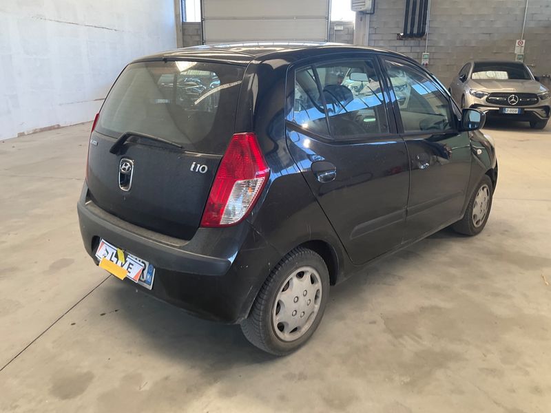 Hyundai i10 1.1 Classic E 2009 – снимка 2