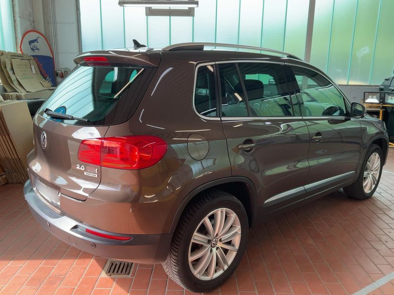 Volkswagen Tiguan 2.0 TDI Track & Style 4Motion BlueMotion Tech 2012 – снимка на щета 8