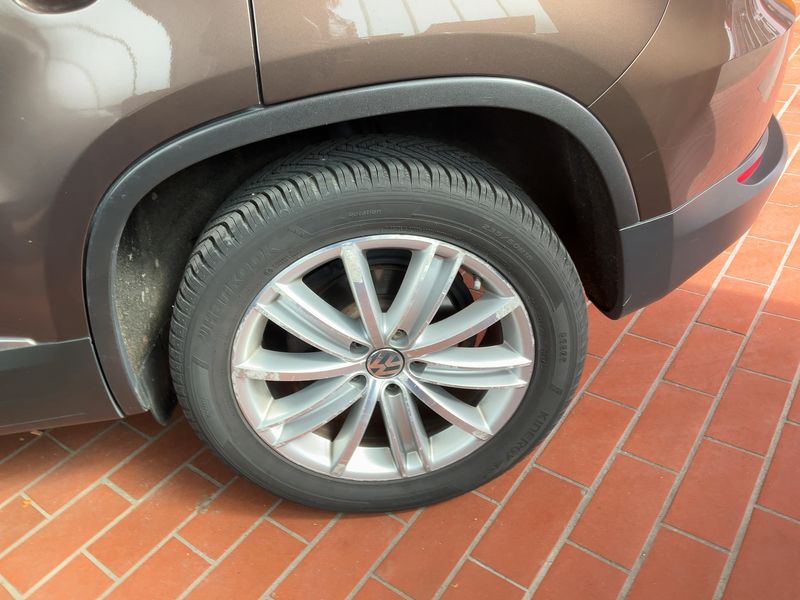 Volkswagen Tiguan 2.0 TDI Track & Style 4Motion BlueMotion Tech 2012 – снимка 5