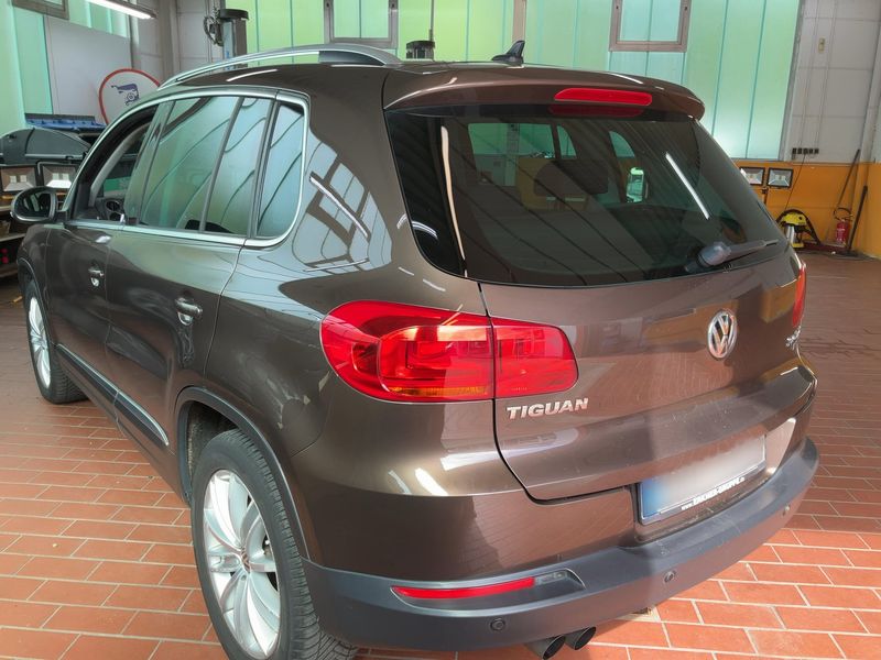 Volkswagen Tiguan 2.0 TDI Track & Style 4Motion BlueMotion Tech 2012 – снимка на щета 6