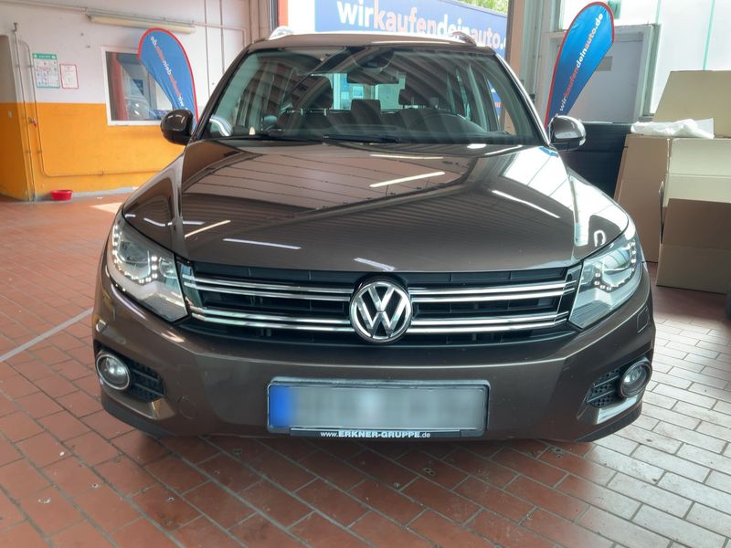 Volkswagen Tiguan 2.0 TDI Track & Style 4Motion BlueMotion Tech 2012 – снимка на щета 14